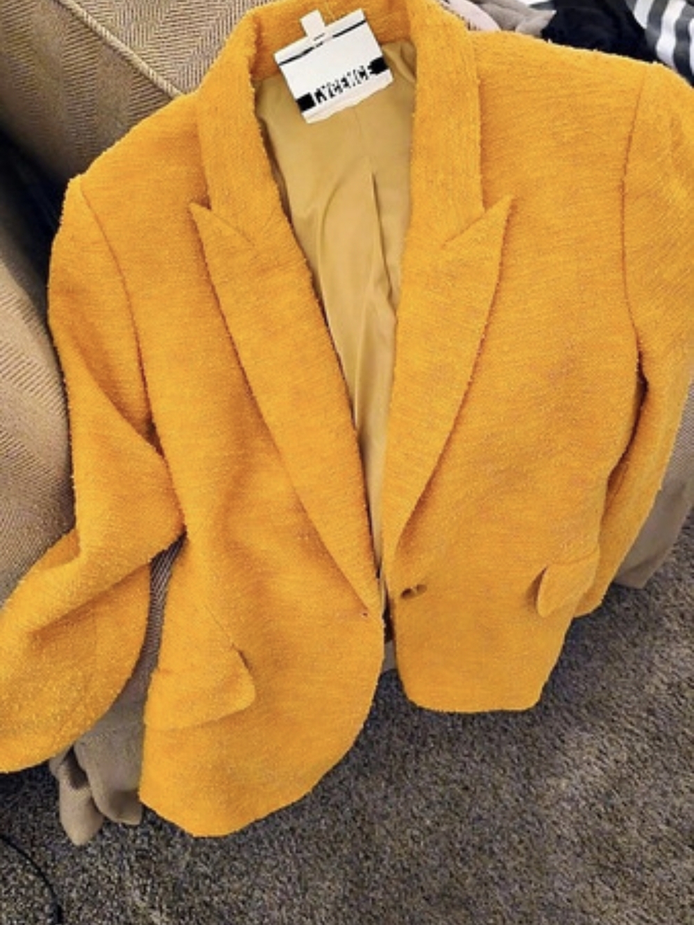 L'AGENCE Tinlee Tweed Jacket Yellow Blazer Size 6